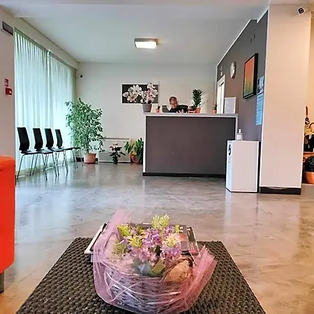 Lägenhetshotell Igea 3*