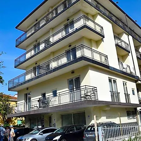 Apartmanhotel Igea 3*