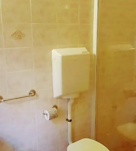 מלון דירות Igea 3*